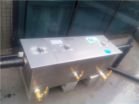 1471331745881442.jpg 油水分離器 (3).jpg